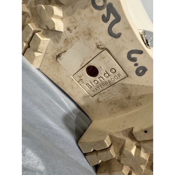 Blondo Waterproof Ankle Boots Cream Leather Lug Sole Lace Up Zip Women’s 6W - Picture 6 of 9